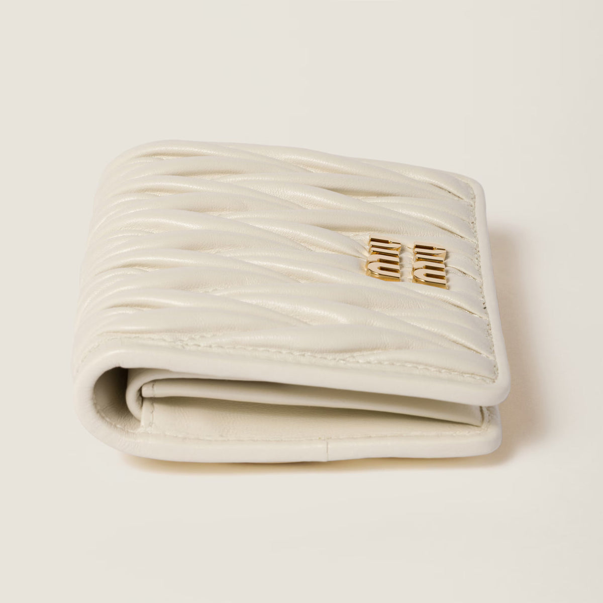 Refined Luxury Small Wallet | Quilted Texture