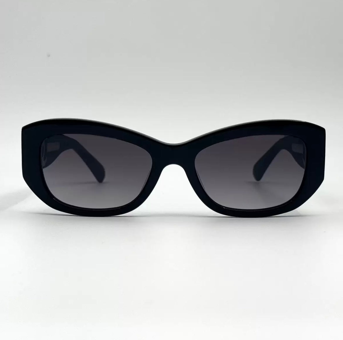 Minimalist Rectangle Sunglasses