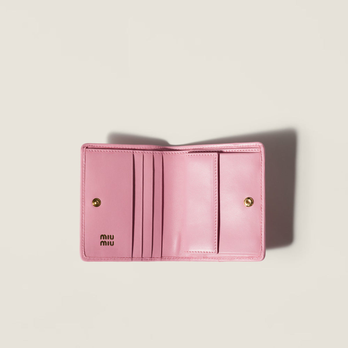 Refined Luxury Small Wallet | Quilted Texture