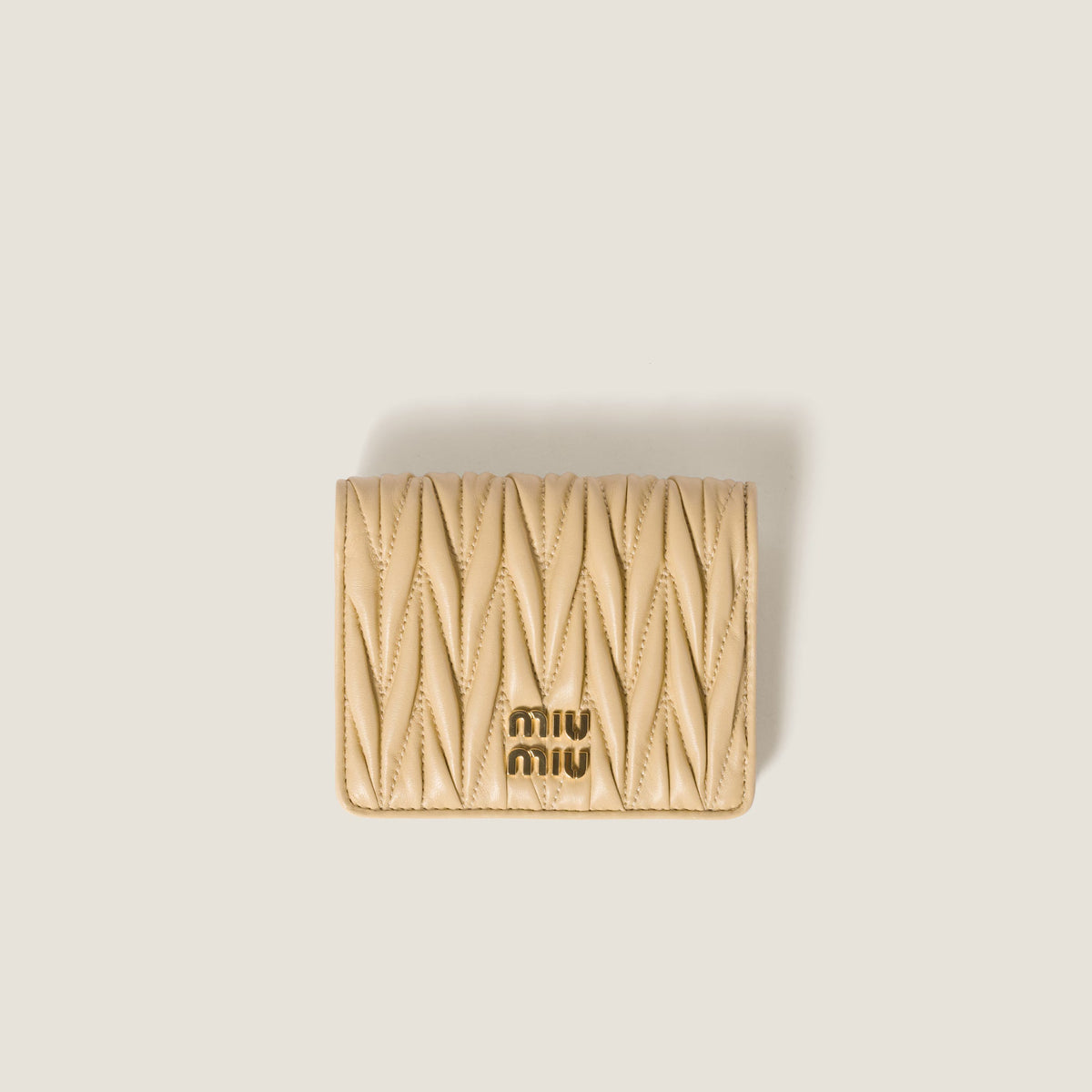 Refined Luxury Small Wallet | Quilted Texture