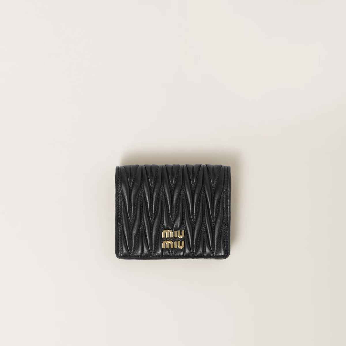 Refined Luxury Small Wallet | Quilted Texture