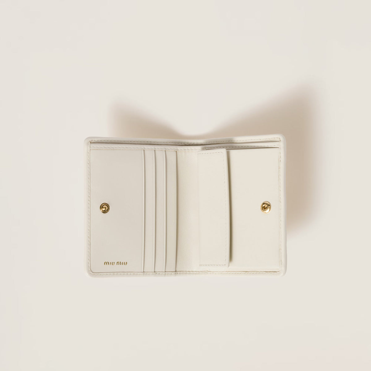 Refined Luxury Small Wallet | Quilted Texture