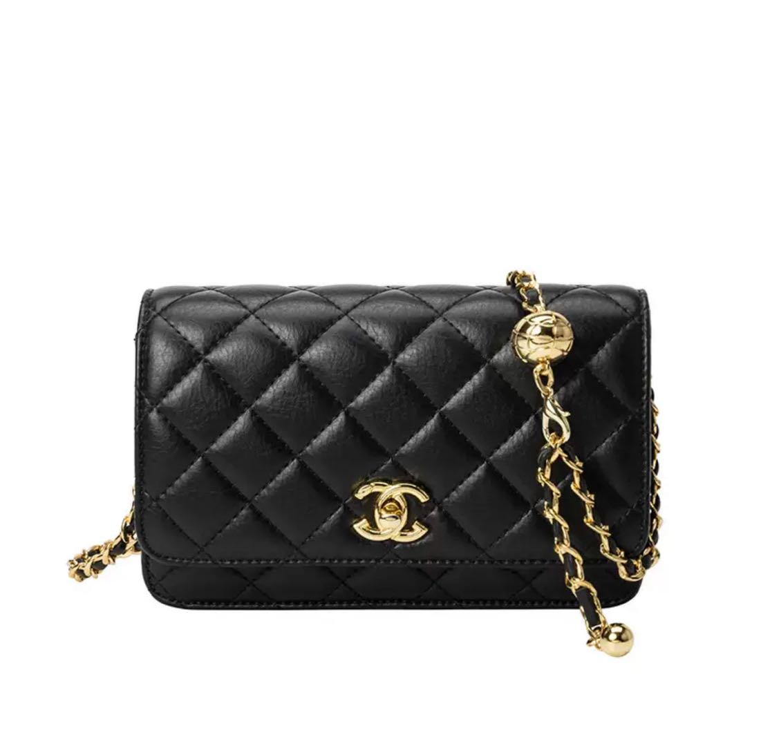 Wallet On Chain Shiny Lambskin Pearls Gold Tone Metal Bag