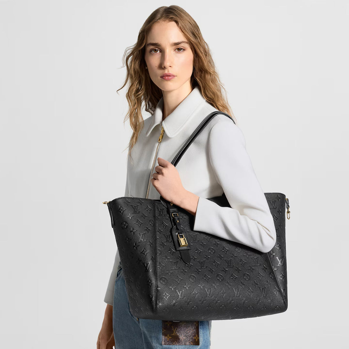 Latest Baby Collection: Luxury Handbag with Refined Versatility